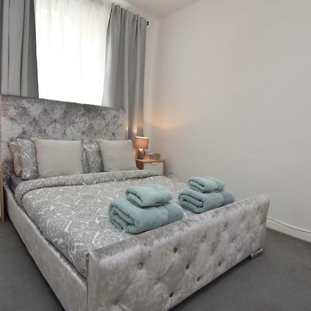 Cozy Apartment In Camden Town London Eksteriør billede